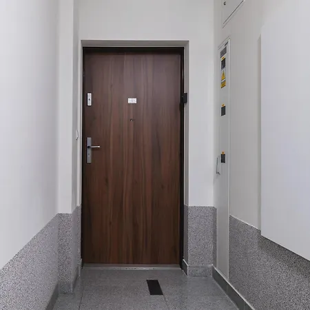 P&o Wola Tarasy * Varsavia