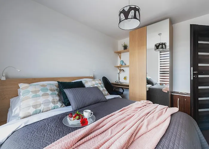 P&o Wola Tarasy * وارسو