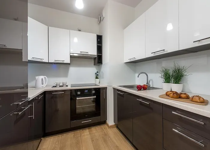 P&o Wola Tarasy وارسو